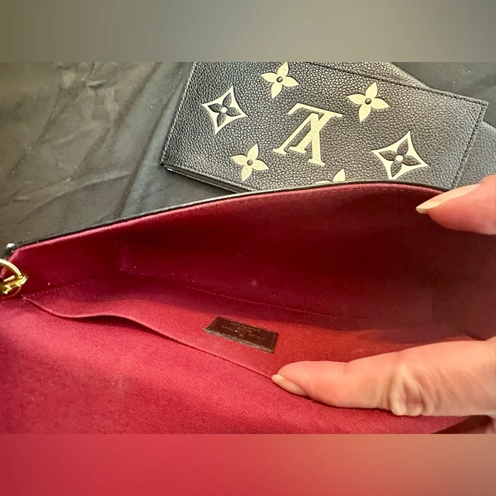 LOUIS VUITTON Monogram Empreinte Felicie Pochette